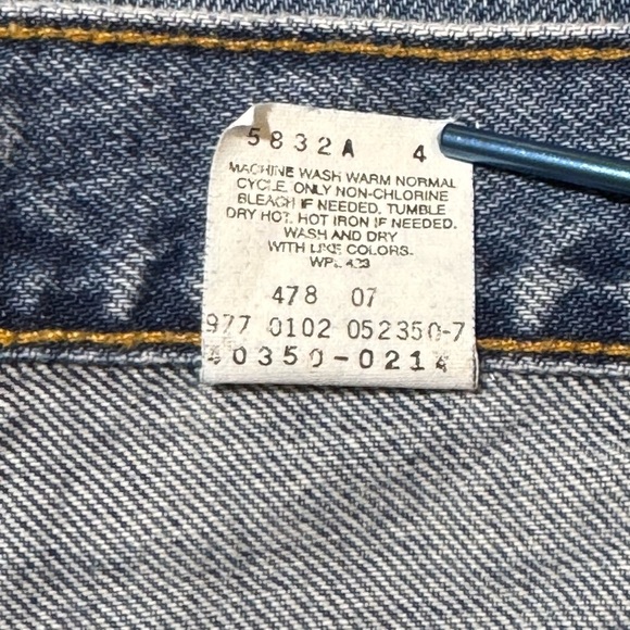 🌻 Vintage Levi's 550 Kids Medium Wash Relaxed Fit Boys Jeans* size 12 Classic - Picture 7 of 9